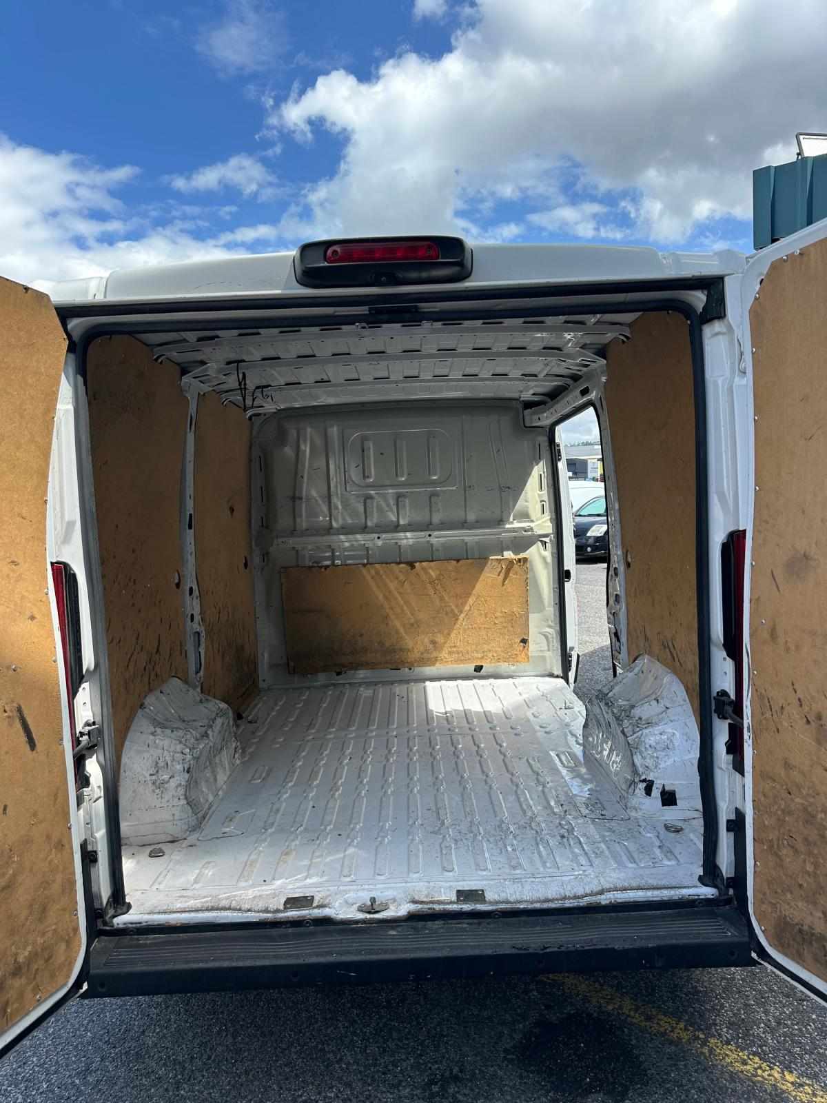 fiat-ducato-2022-diesel-2184cc
