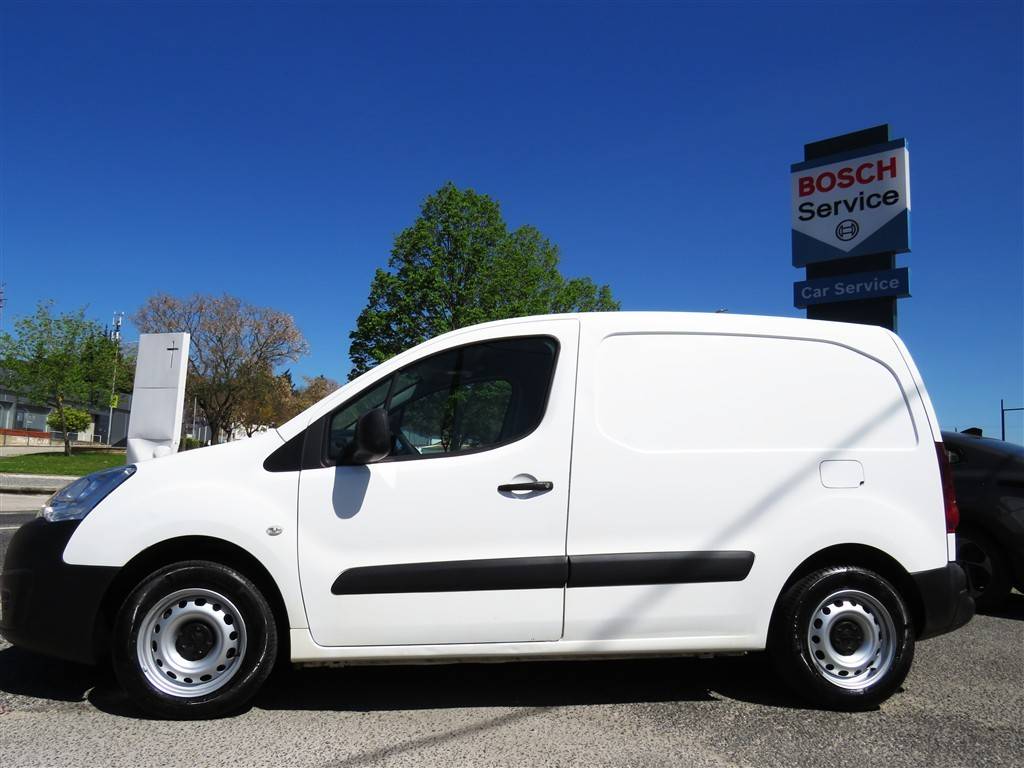 peugeot-partner-2018-diesel-1560cc