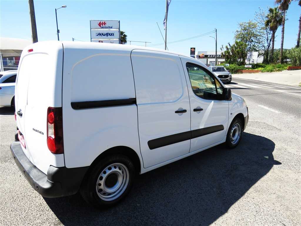 peugeot-partner-2018-diesel-1560cc