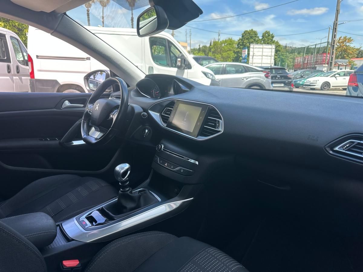peugeot-308-sw-2017-diesel-1560cc