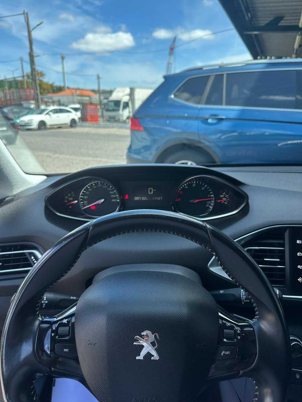 peugeot-308-sw-2017-diesel-1560cc