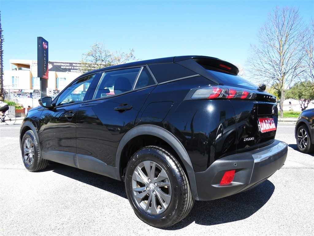 peugeot-2008-2023-gasolina-1199cc