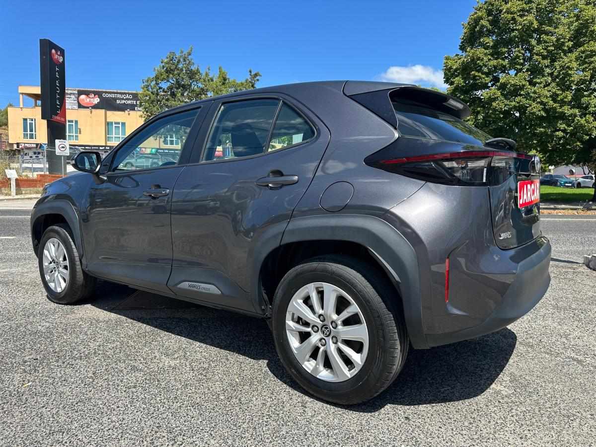 toyota-yaris-cross-2022-hibrido-a-gasolina-1490cc
