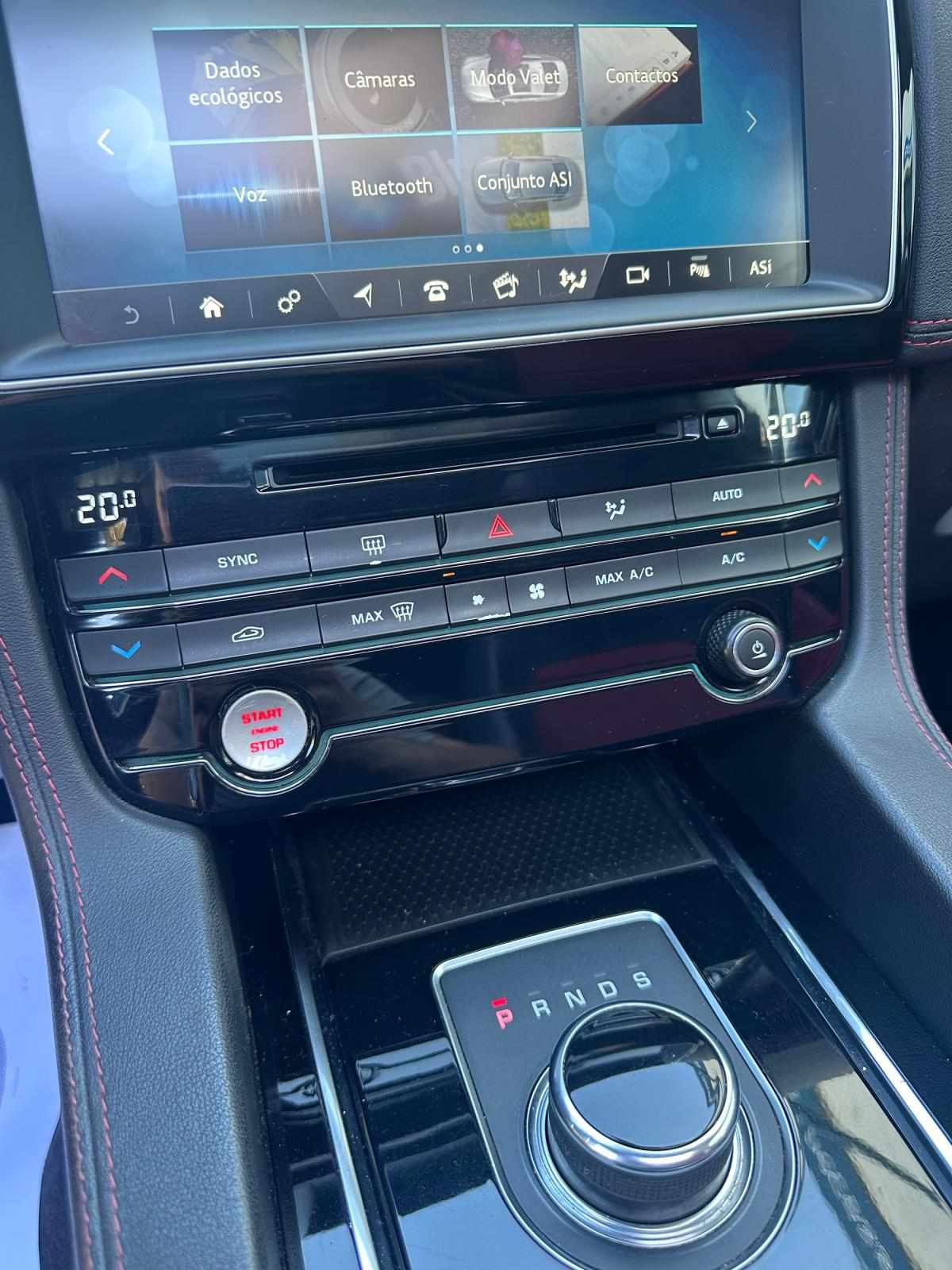 jaguar-f-pace-2016-diesel-1999cc