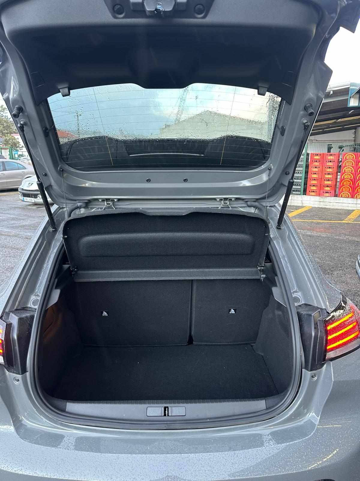 peugeot-208-2025-hibrido-a-gasolina-1199cc