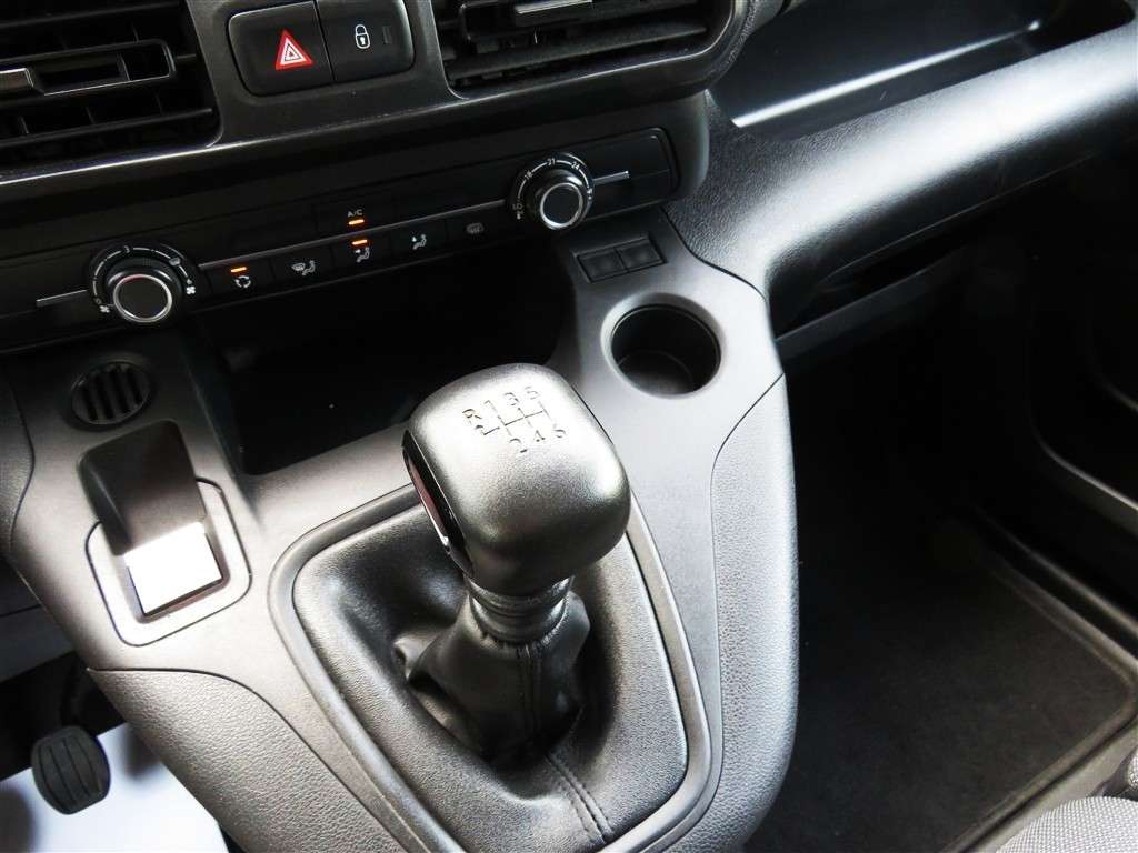 peugeot-partner-2022-diesel-1499cc