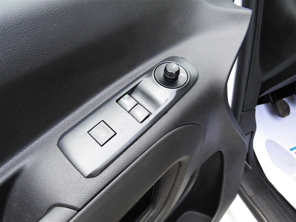 peugeot-partner-2022-diesel-1499cc