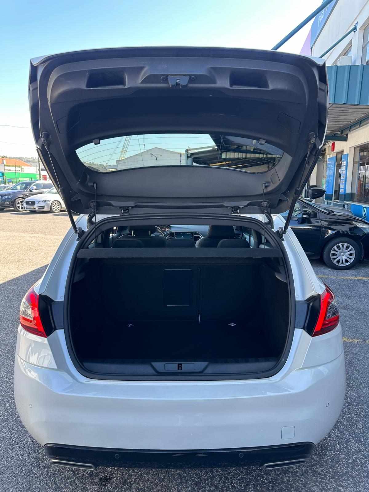 peugeot-308-2018-diesel-1499cc