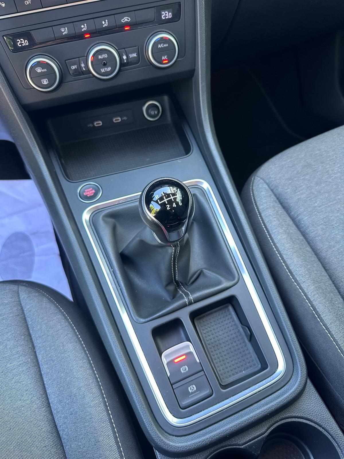 seat-ateca-2022-gasolina-999cc