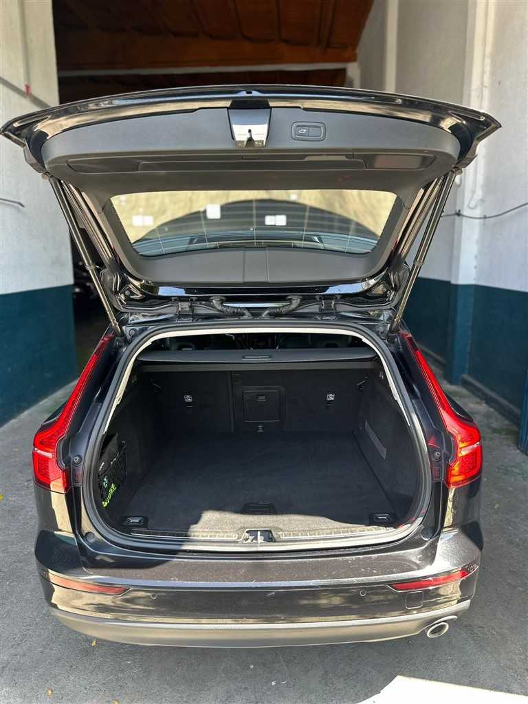 volvo-v60-2019-diesel-1969cc