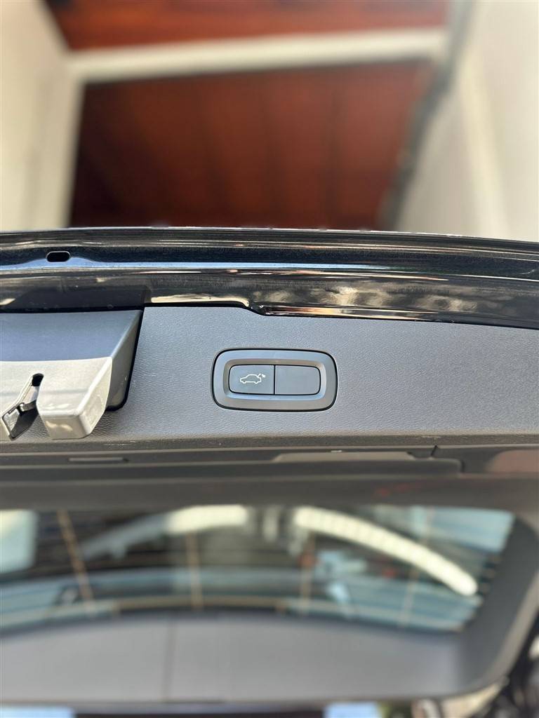 volvo-v60-2019-diesel-1969cc
