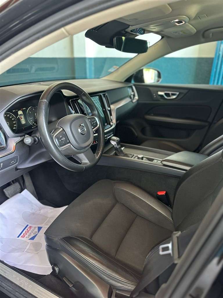 volvo-v60-2019-diesel-1969cc