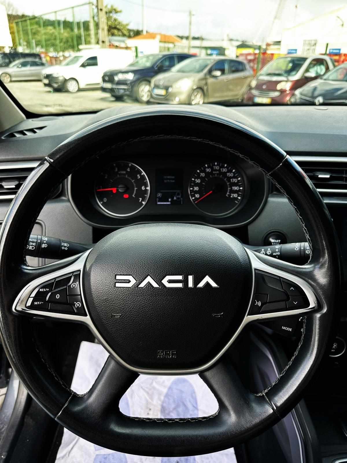 dacia-duster-2023-gpl-999cc