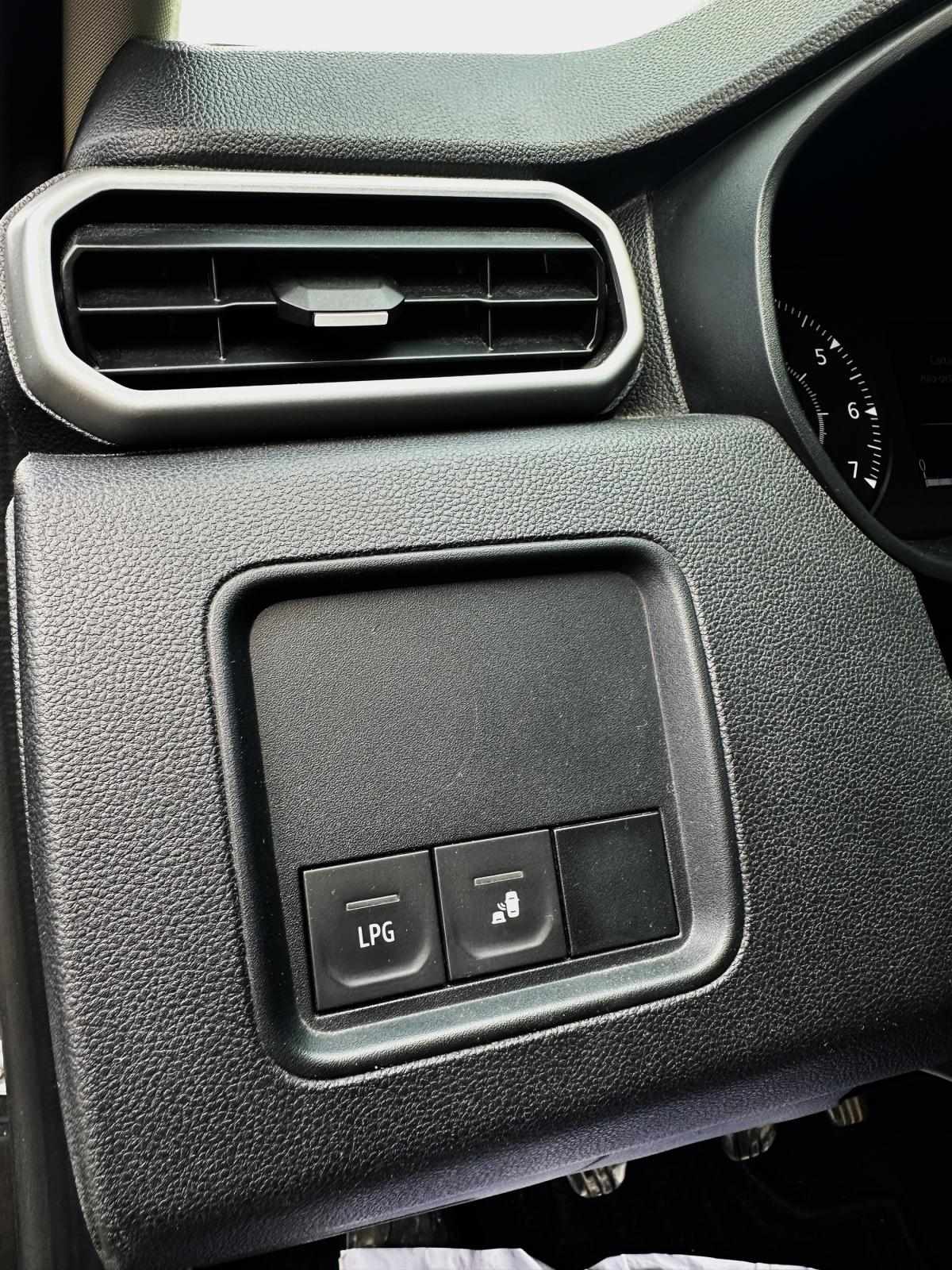dacia-duster-2023-gpl-999cc