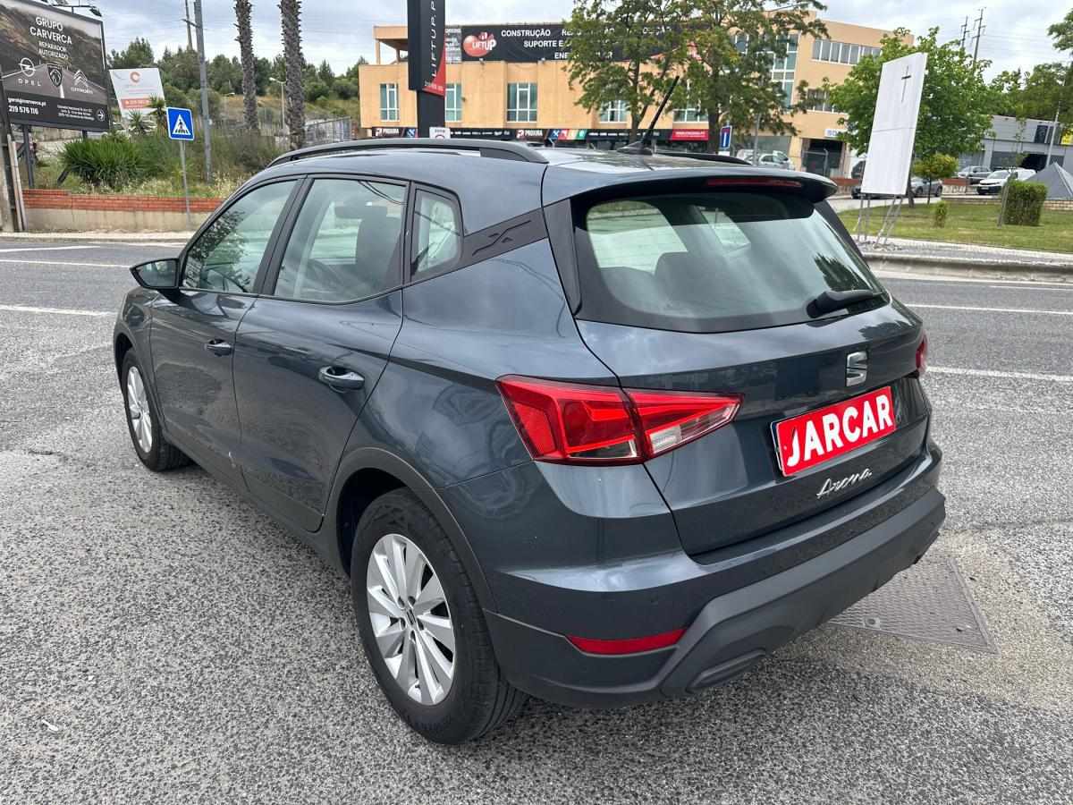 seat-arona-2023-gasolina-999cc