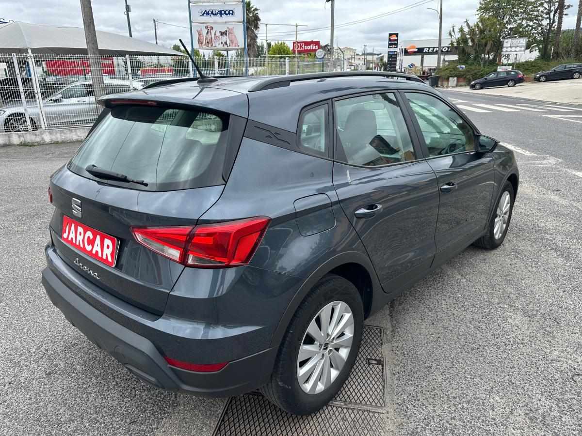 seat-arona-2023-gasolina-999cc