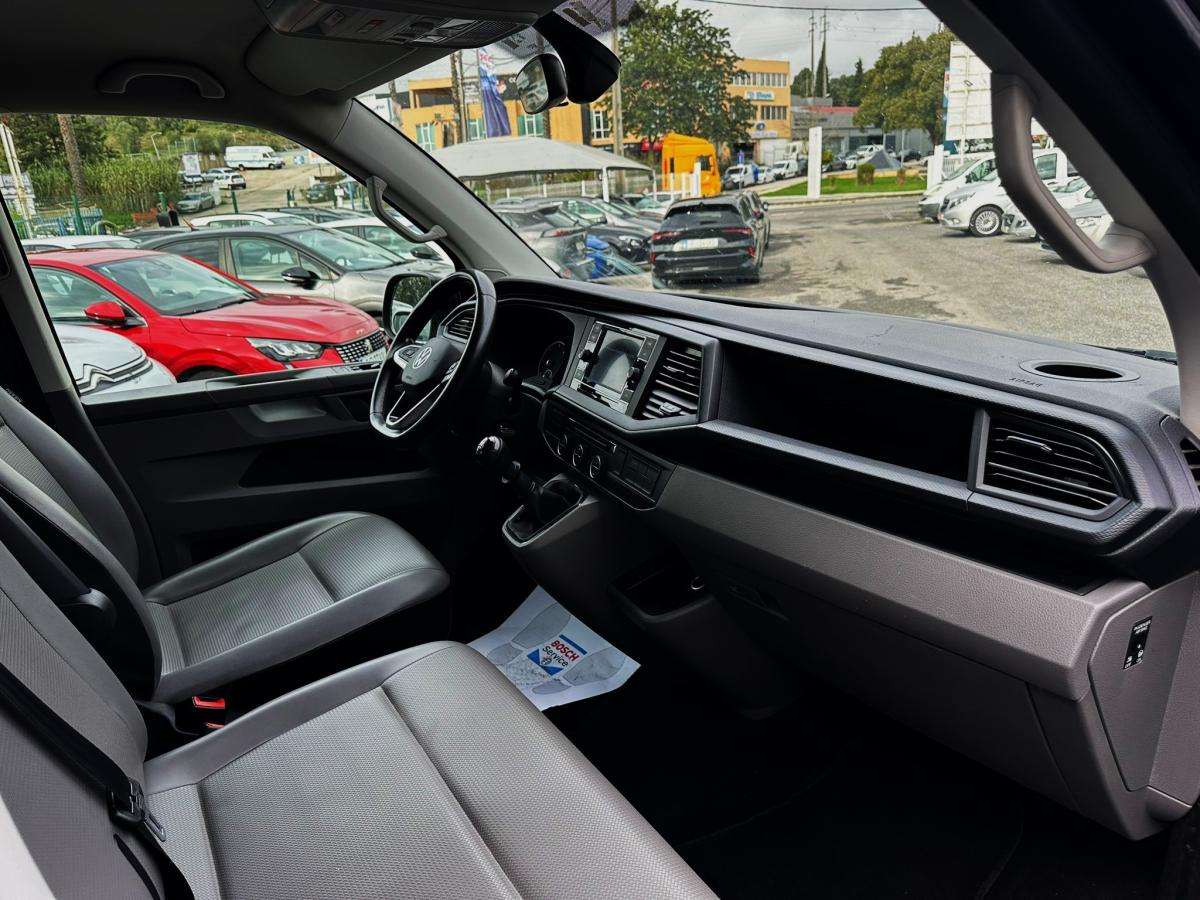 volkswagen-caravelle-2022-diesel-1968cc