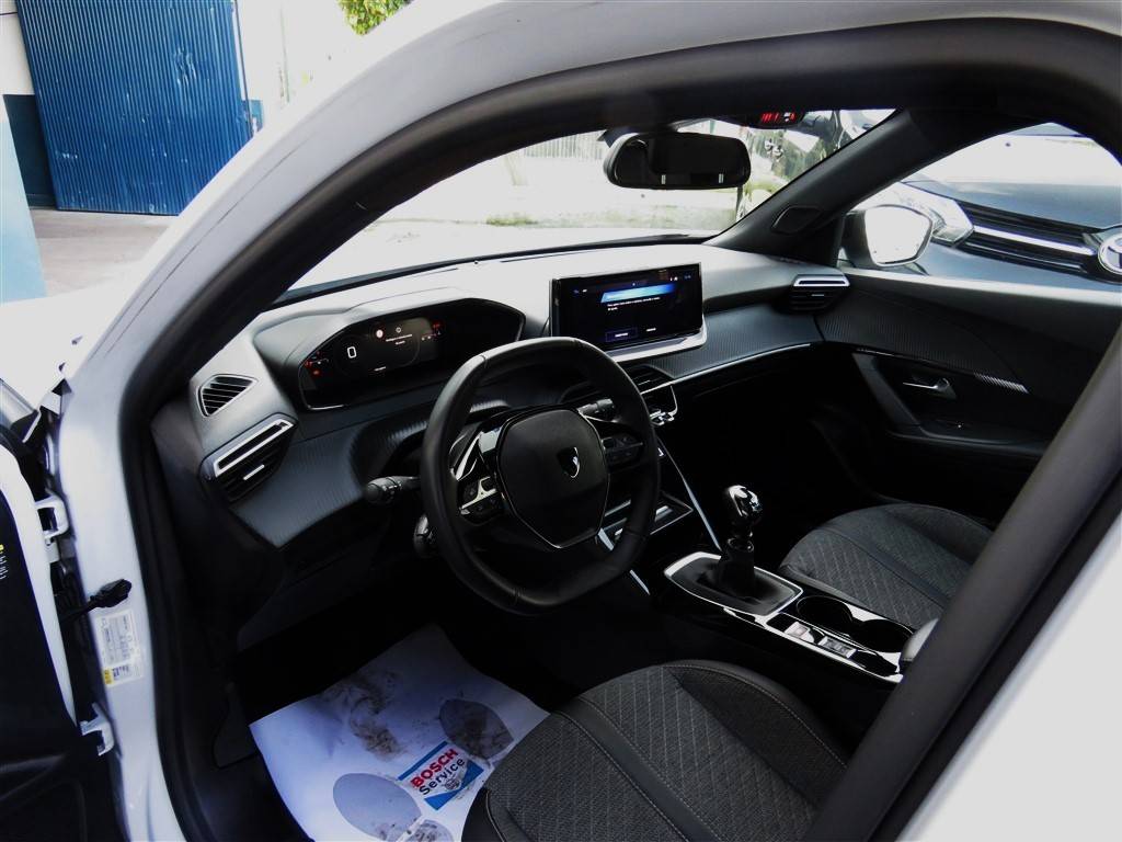 peugeot-2008-2024-gasolina-1199cc