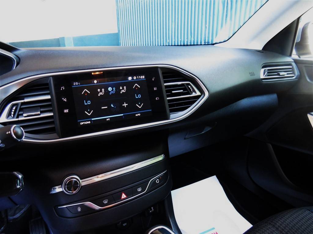 peugeot-308-2021-gasolina-1199cc