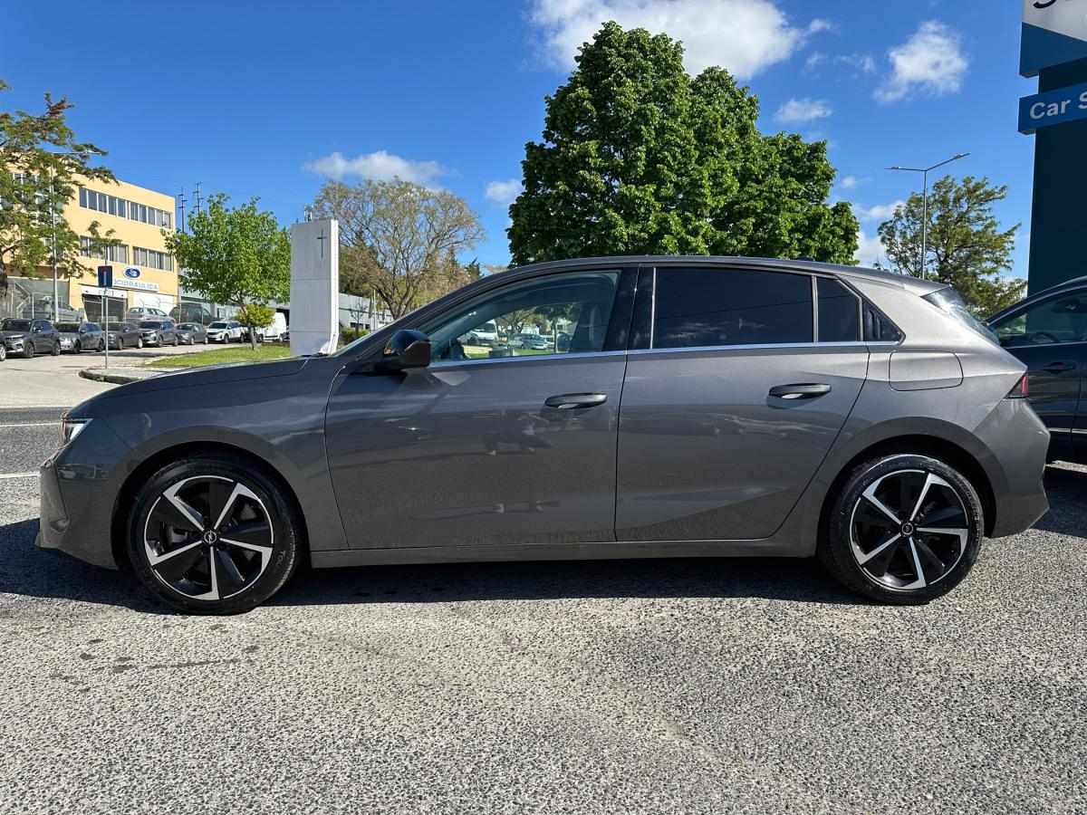 opel-astra-2023-hibrido-a-gasolina-1598cc