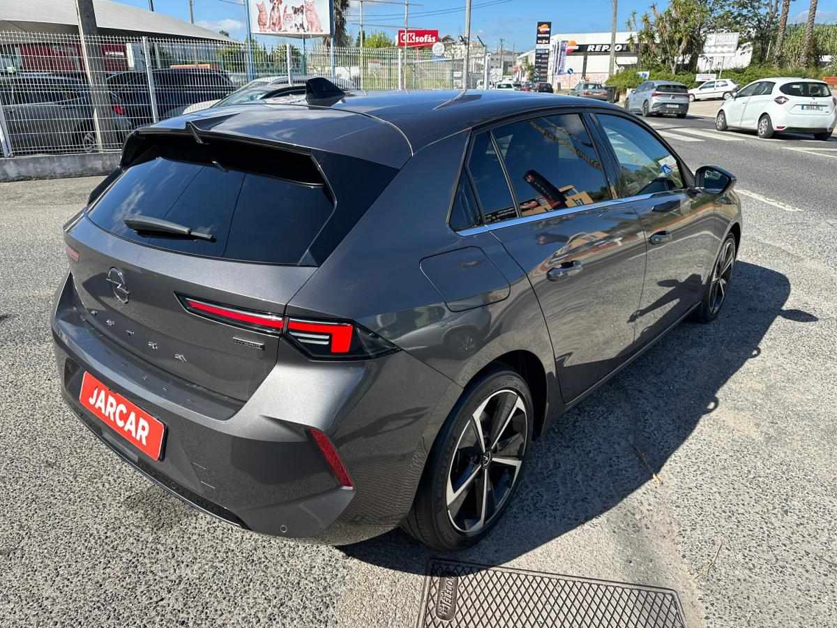 opel-astra-2023-hibrido-a-gasolina-1598cc