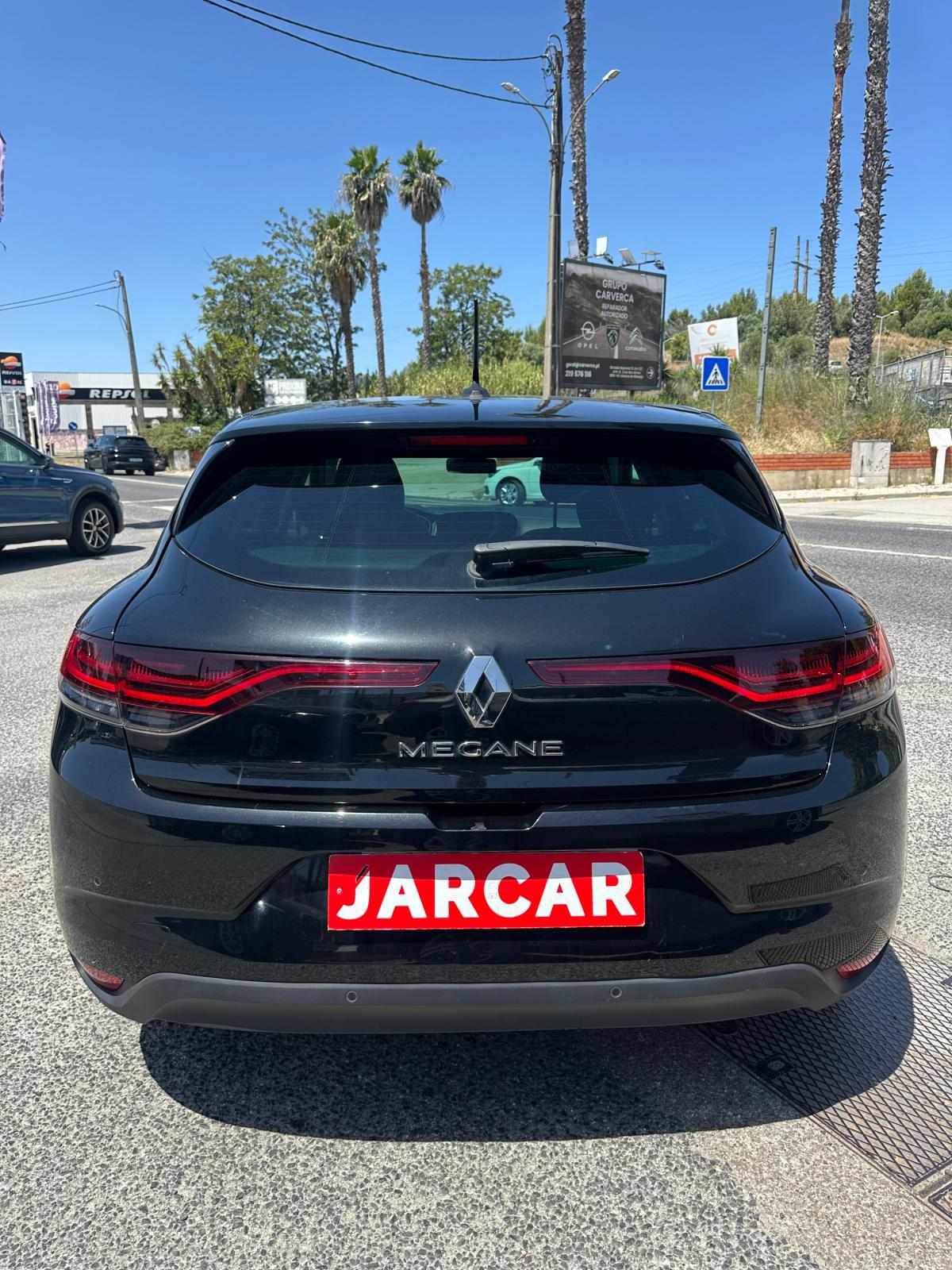 renault-megane-2022-diesel-1461cc