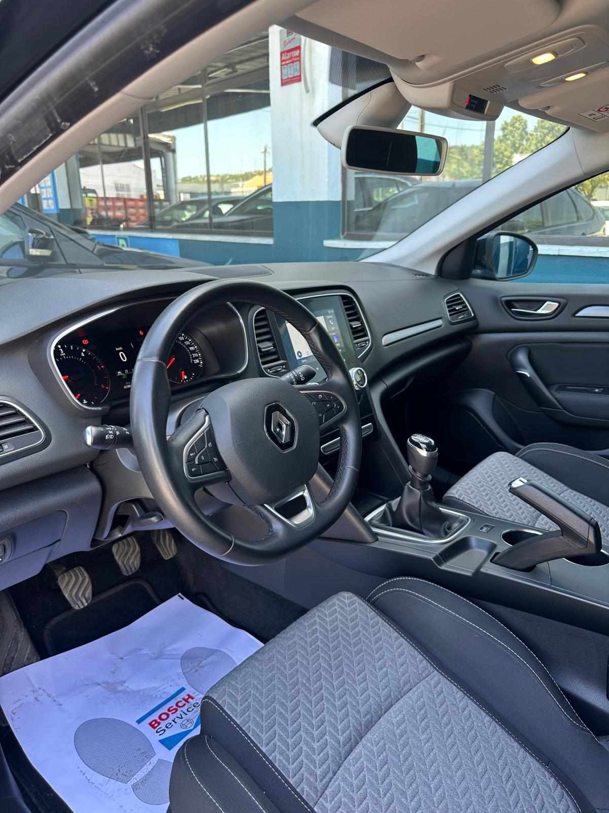renault-megane-2022-diesel-1461cc