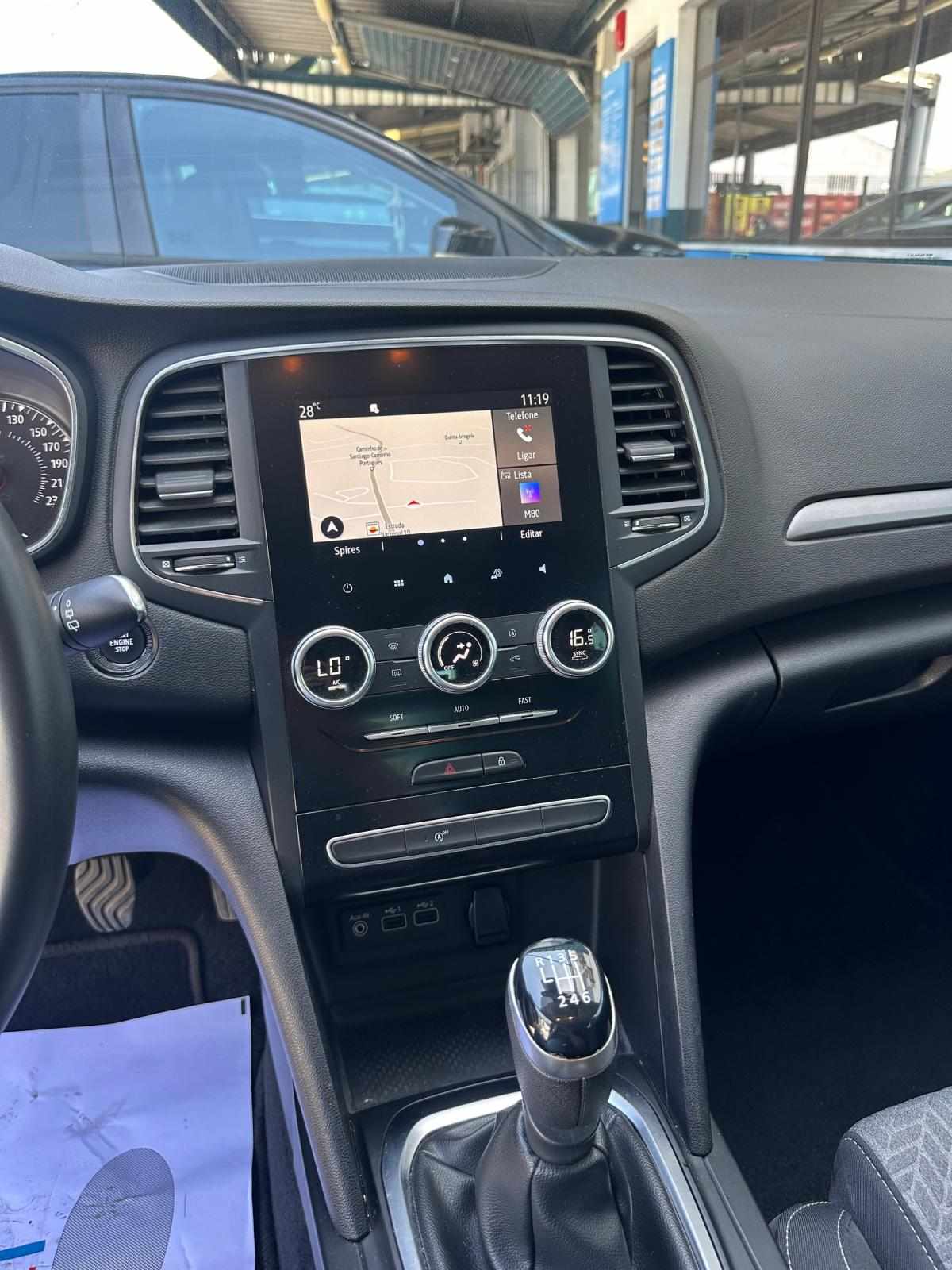 renault-megane-2022-diesel-1461cc