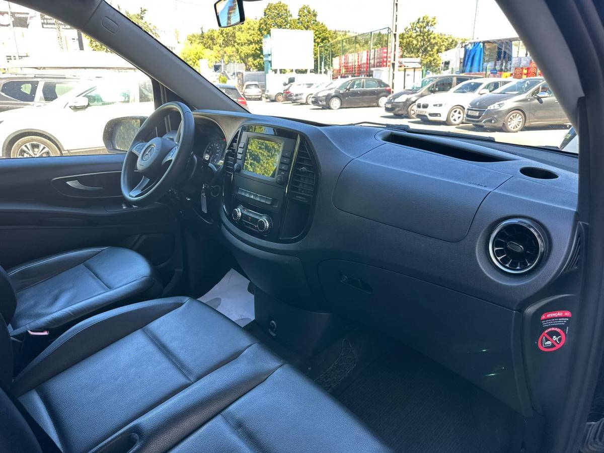 mercedes-benz-vito-2023-diesel-1950cc