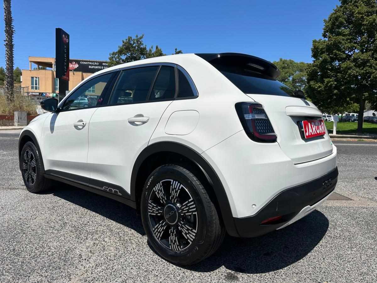 fiat-600-2025-eletrico-500cc