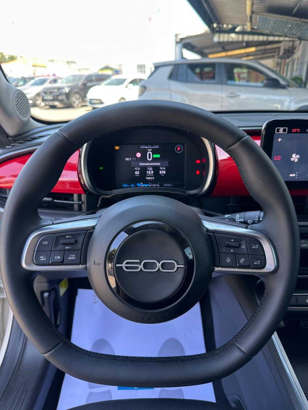 fiat-600-2025-eletrico-500cc