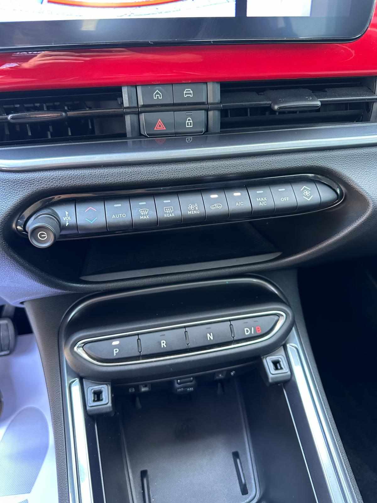 fiat-600-2025-eletrico-500cc