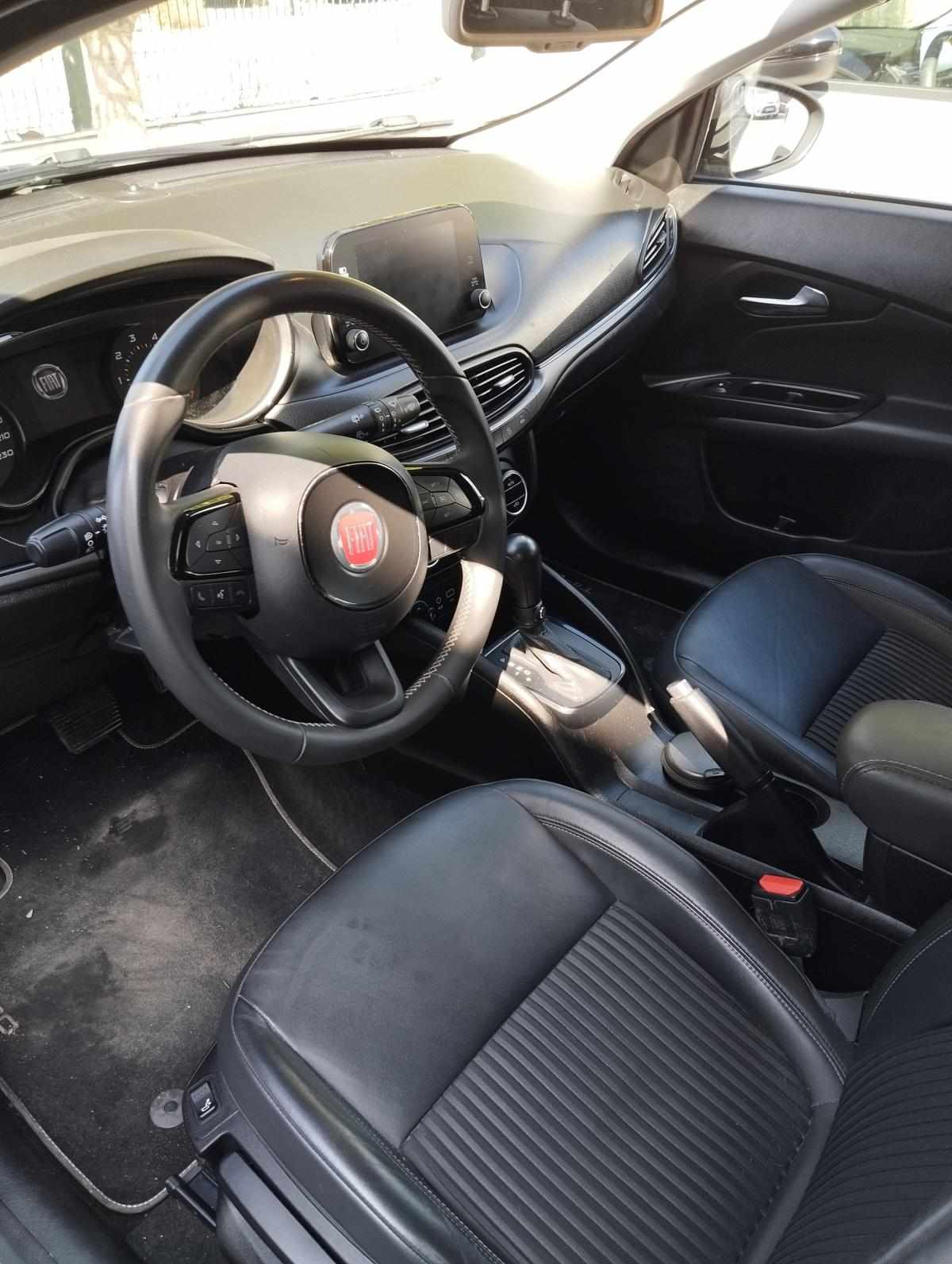 fiat-tipo-station-wagon-2017-diesel-1598cc