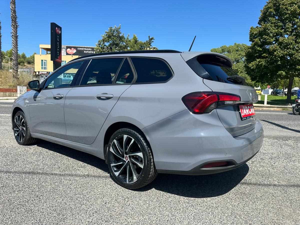 fiat-tipo-station-wagon-2017-diesel-1598cc