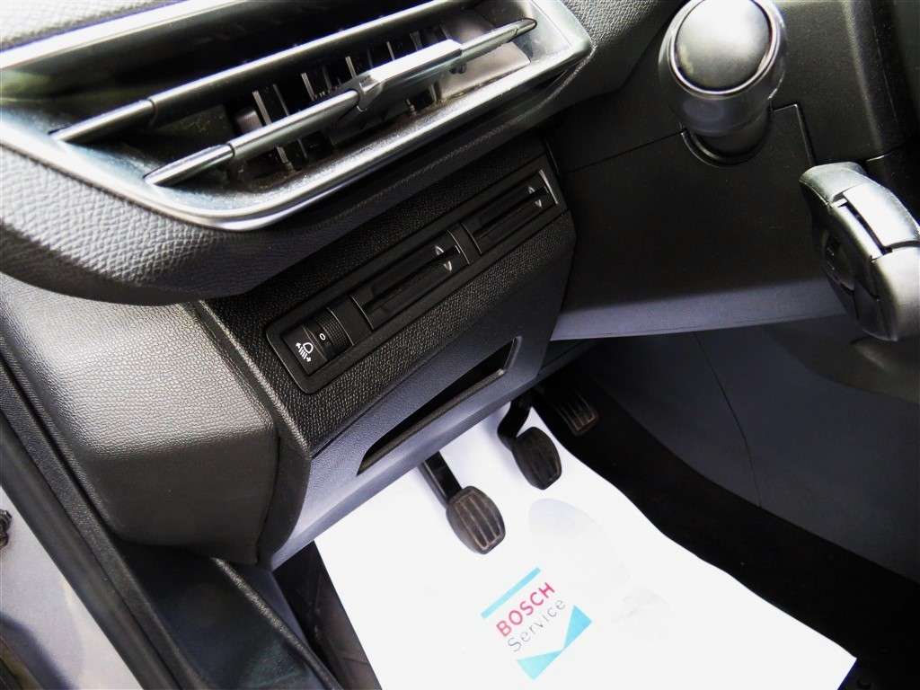 peugeot-3008-2019-diesel-1499cc
