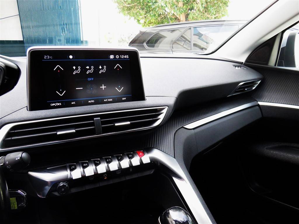 peugeot-3008-2019-diesel-1499cc