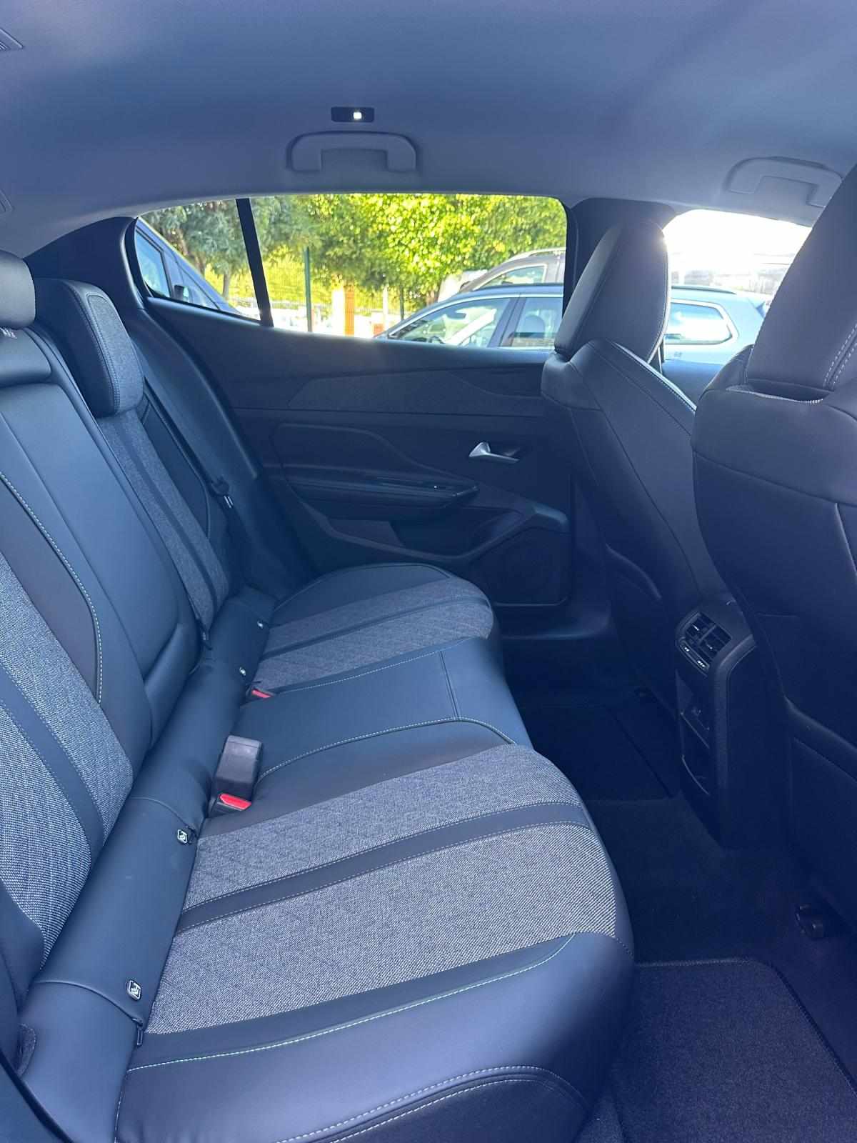 peugeot-408-2024-gasolina-1199cc