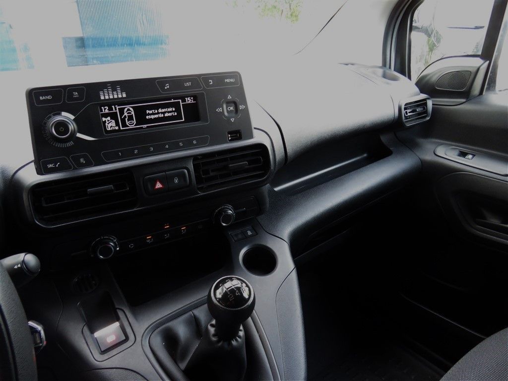 citroen-berlingo-2021-diesel-1499cc