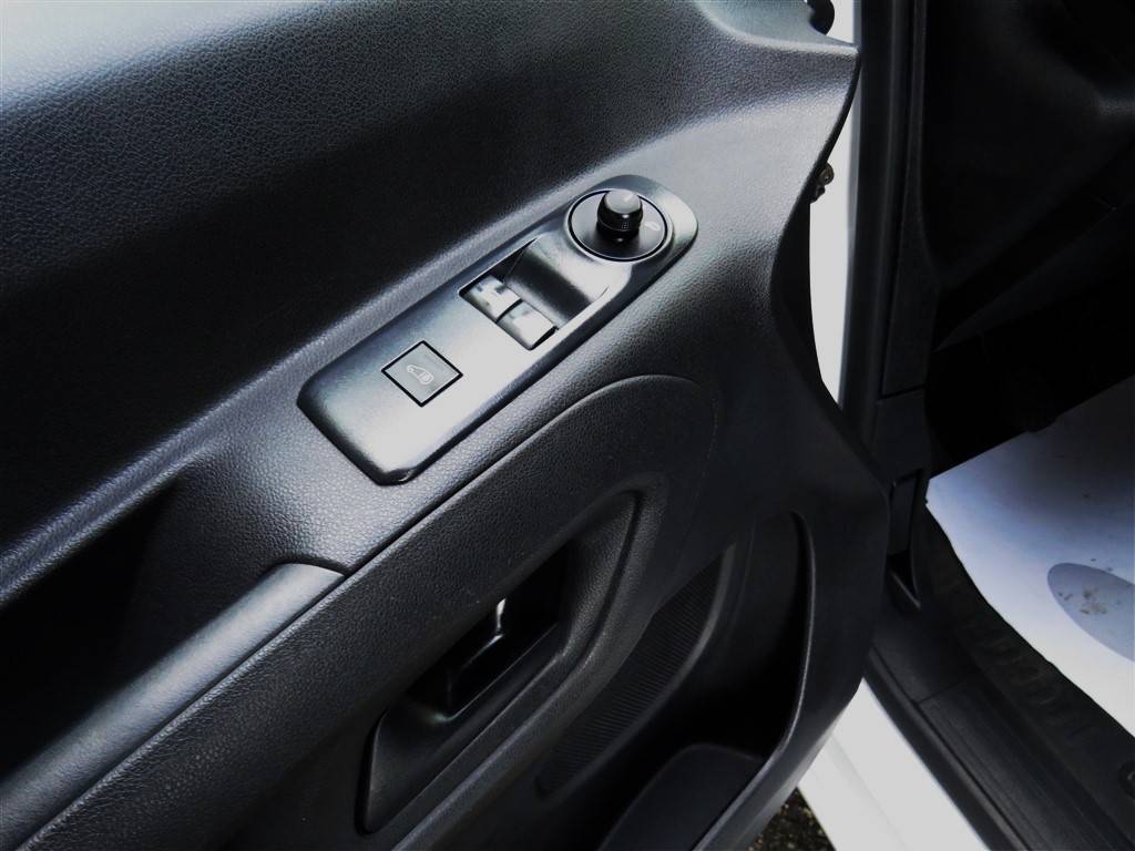 citroen-berlingo-2021-diesel-1499cc