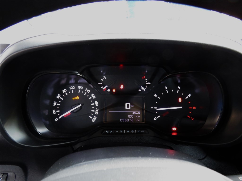 citroen-berlingo-2021-diesel-1499cc