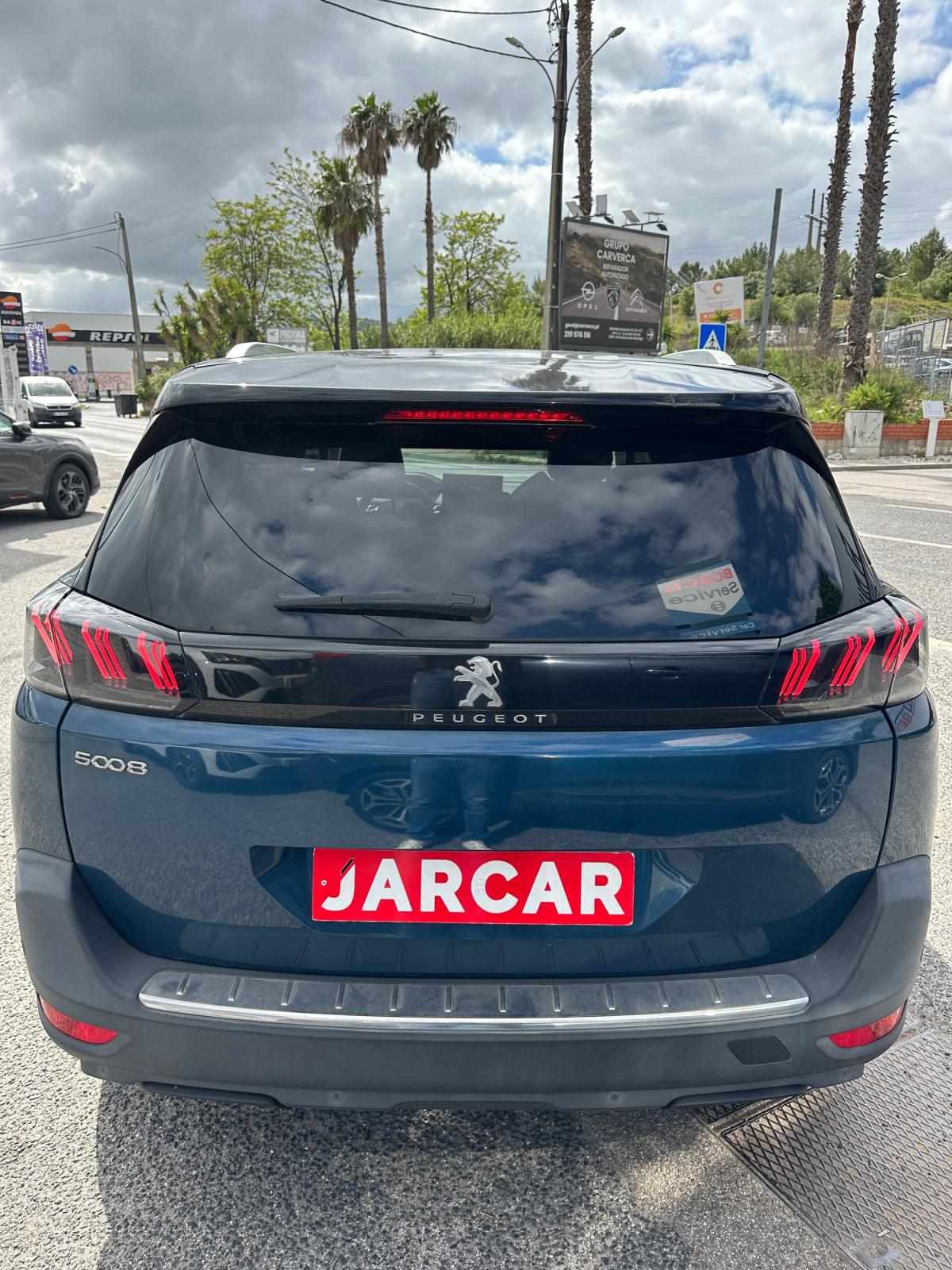 peugeot-5008-2022-diesel-1499cc