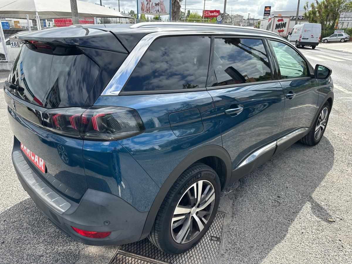 peugeot-5008-2022-diesel-1499cc