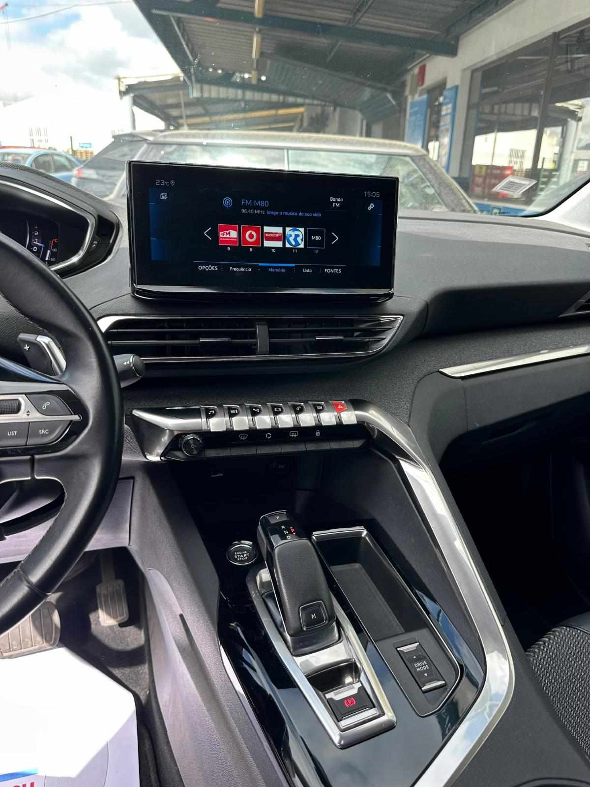 peugeot-5008-2022-diesel-1499cc