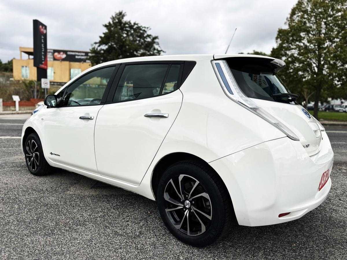 nissan-leaf-2018-eletrico-500cc