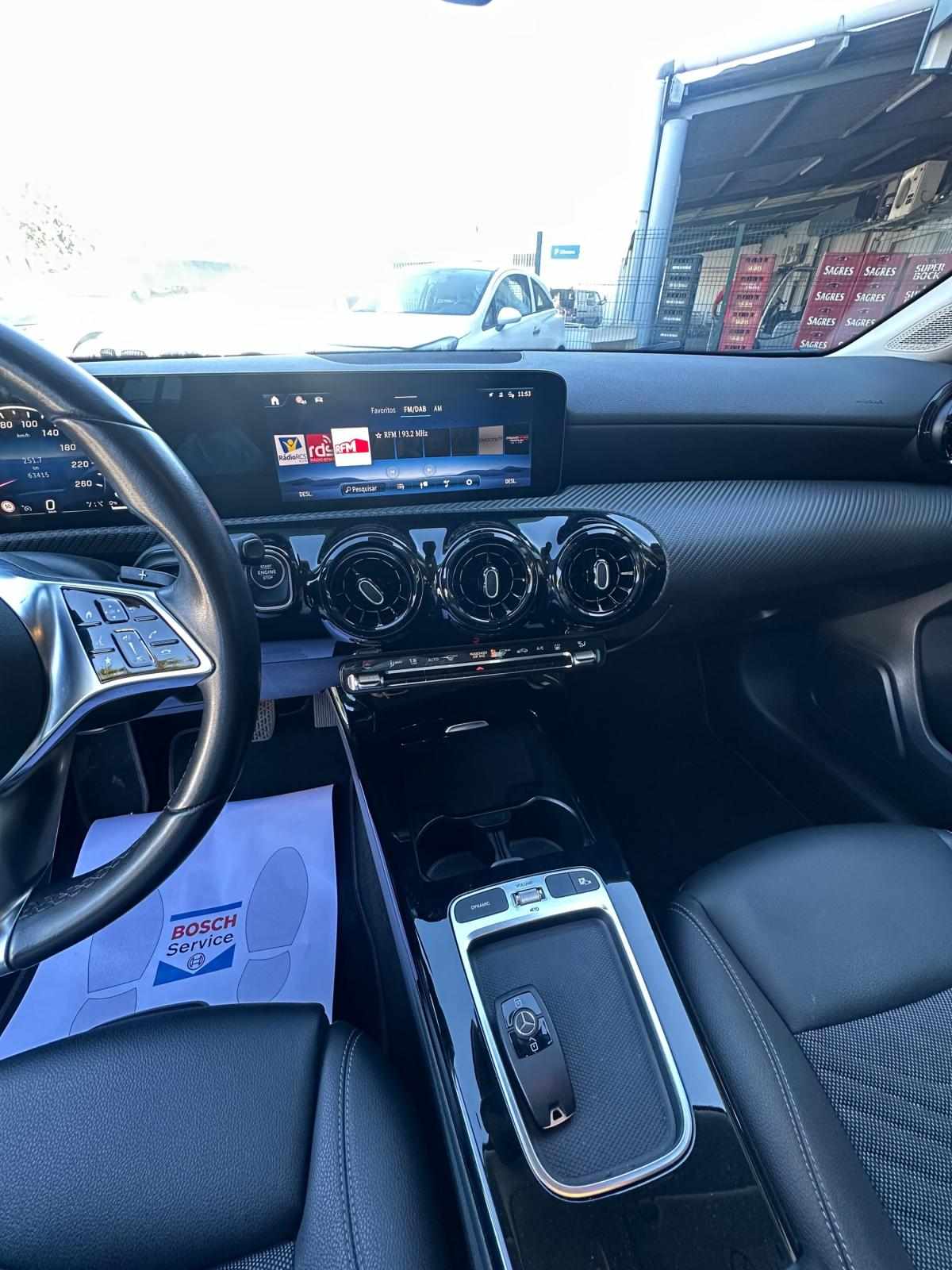 mercedes-benz-classe-a-2025-hibrido-a-gasolina-1332cc