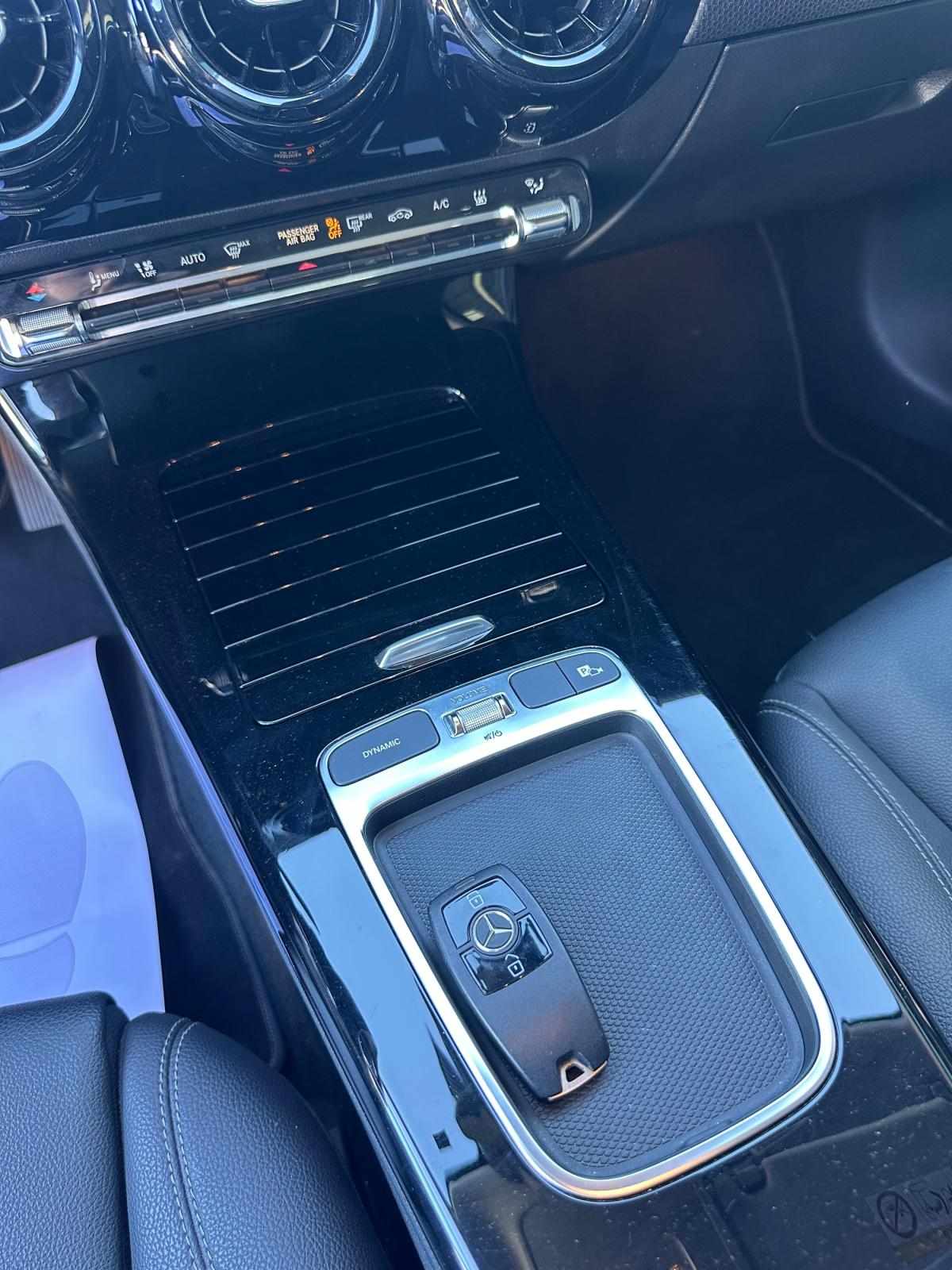 mercedes-benz-classe-a-2025-hibrido-a-gasolina-1332cc
