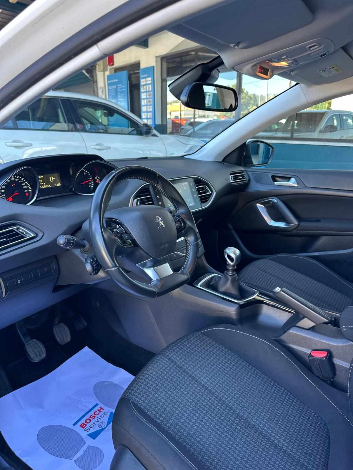 peugeot-308-2019-diesel-1499cc