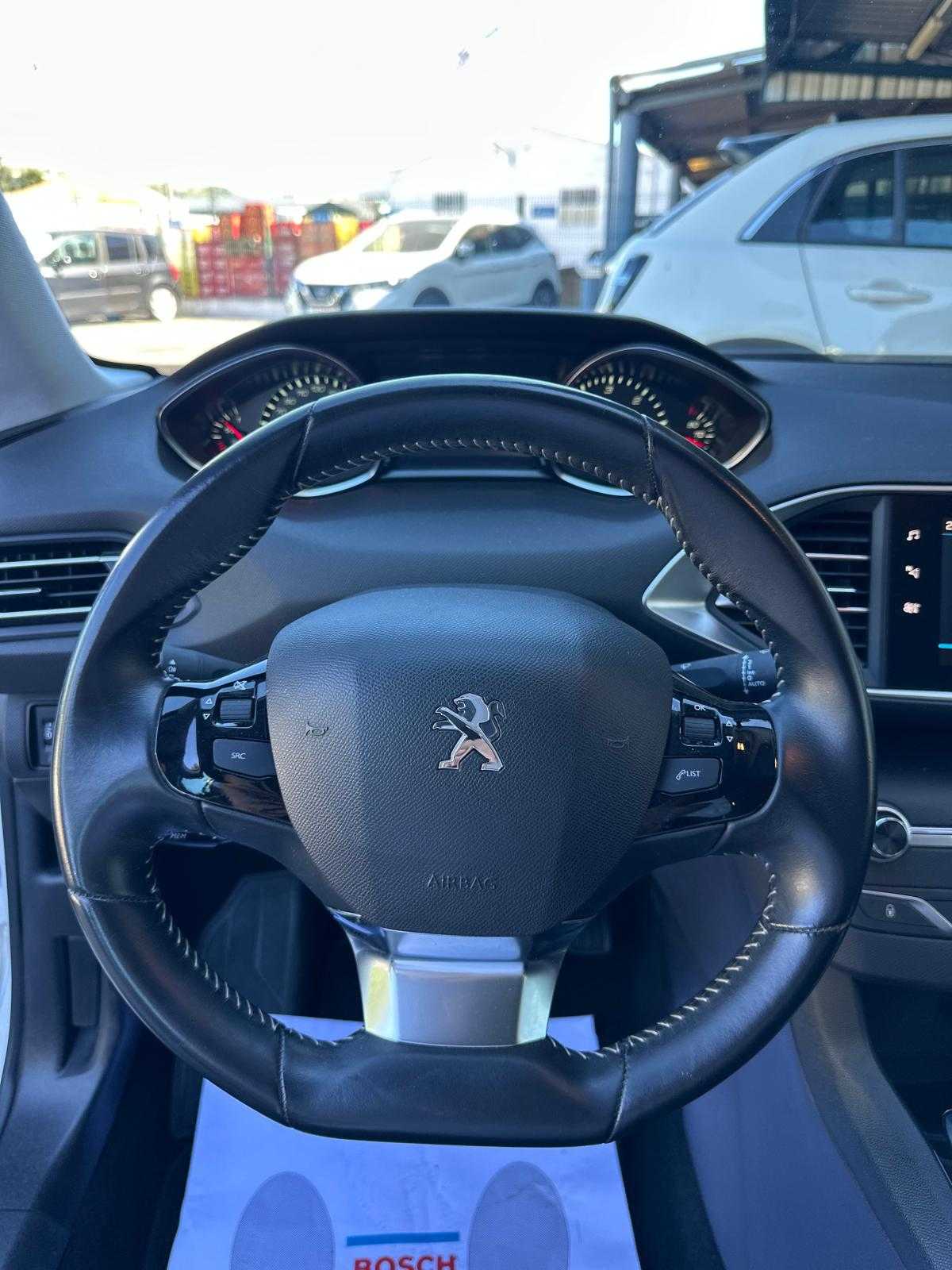 peugeot-308-2019-diesel-1499cc