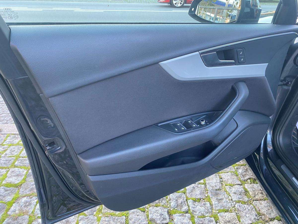audi-a4-avant-2019-diesel-1968cc
