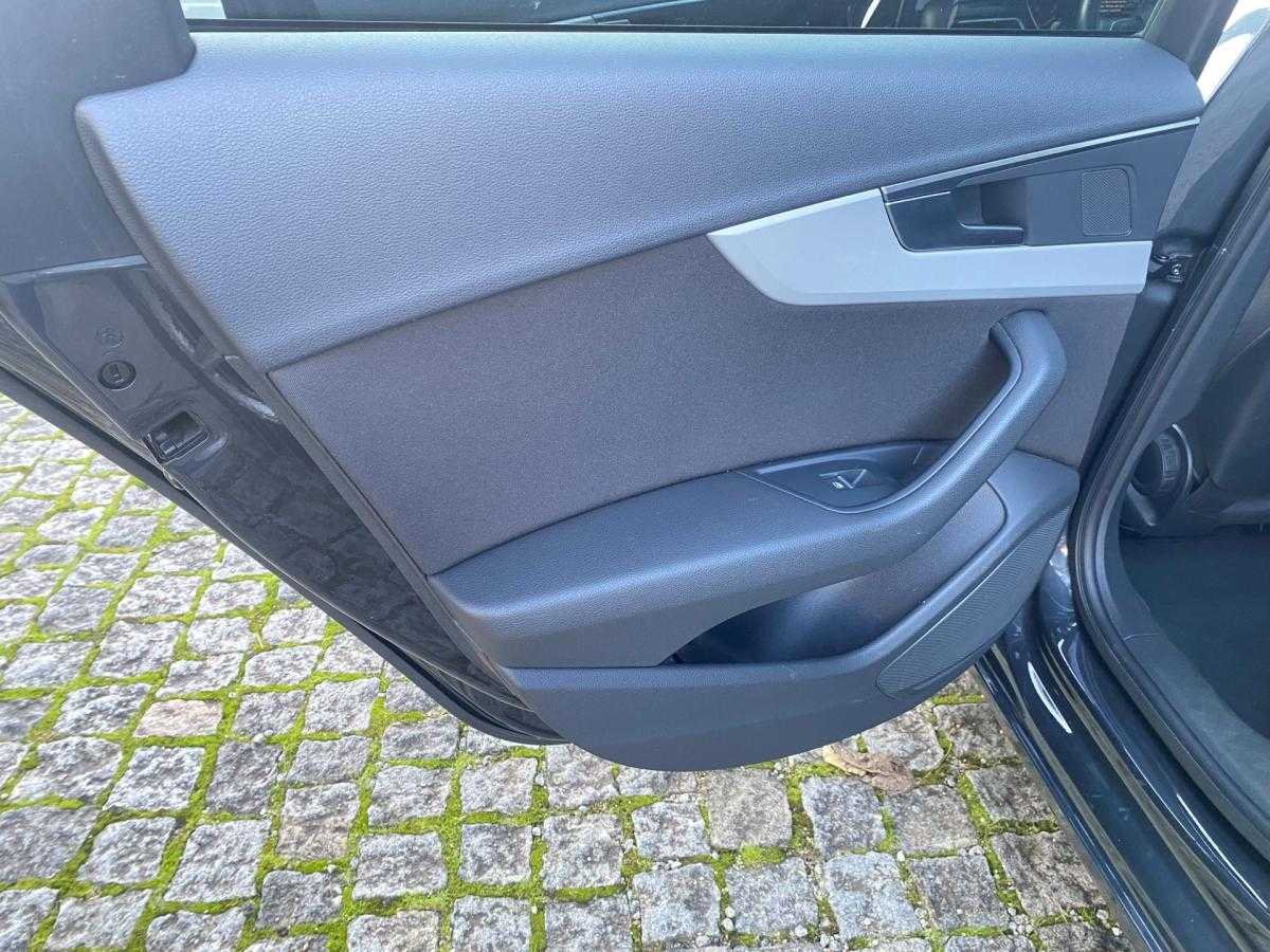 audi-a4-avant-2019-diesel-1968cc